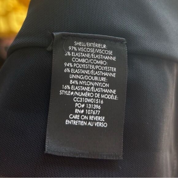 Alice + Olivia Kalena Scoop-Neck Long-Sleeve Cutout Maxi Dress - Picture 7 of 7